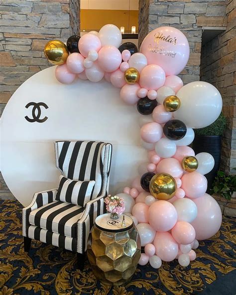 chanel balloon arch.